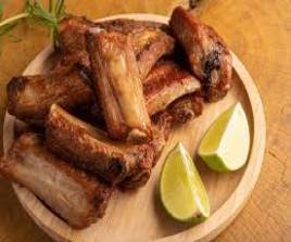 Almuerzo costilla cerdo
